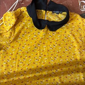 Adrianna papell Yellow Floral Blouse with Black Collar